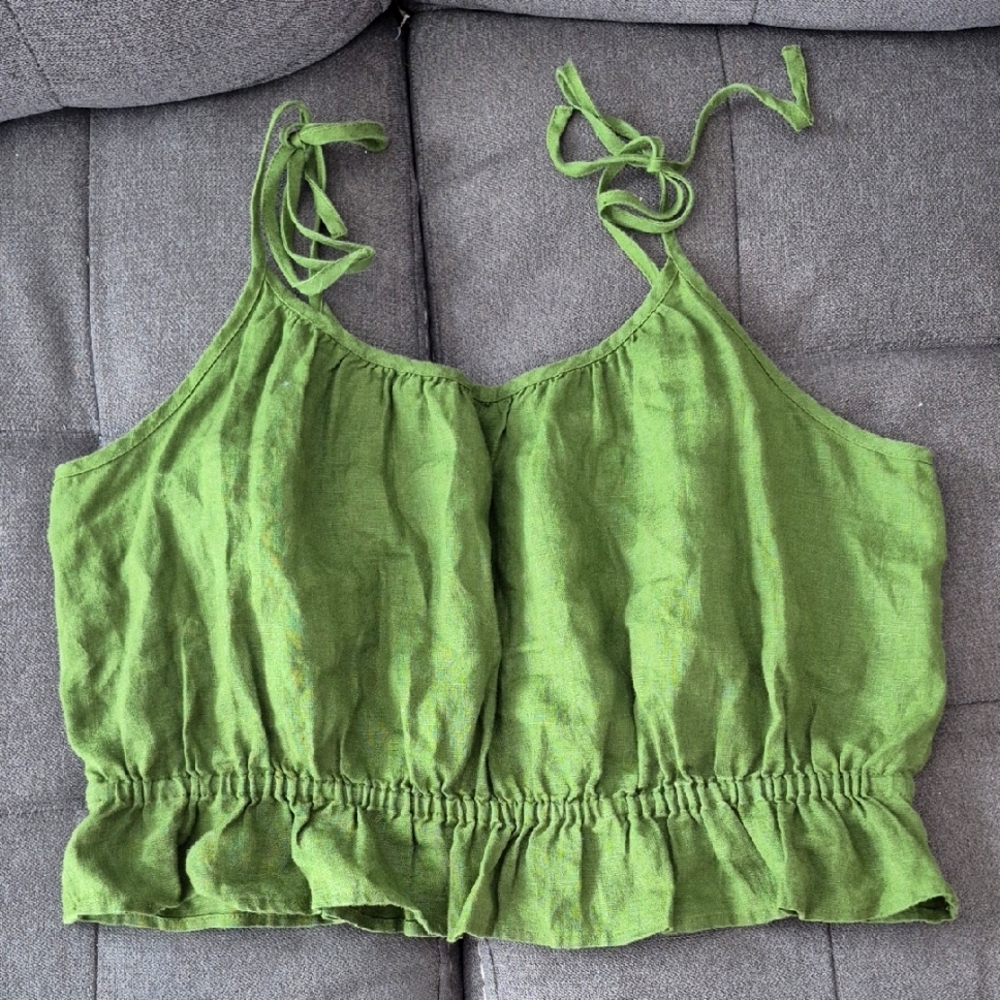 J. Crew Green Crop. Size L